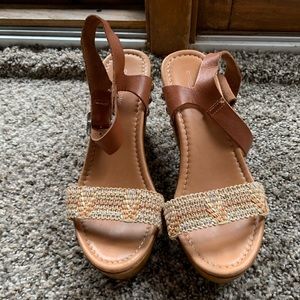 Charles David Open Toed Wedges